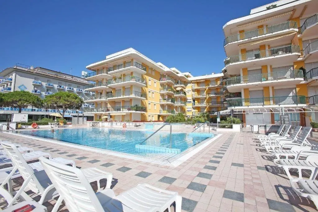 לידו די ג'סולו Panfilo Residence Con Piscina Fronte Mare